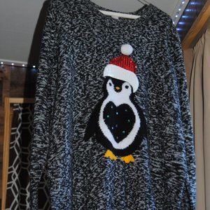 Holiday Christmas sweater / With penguin design